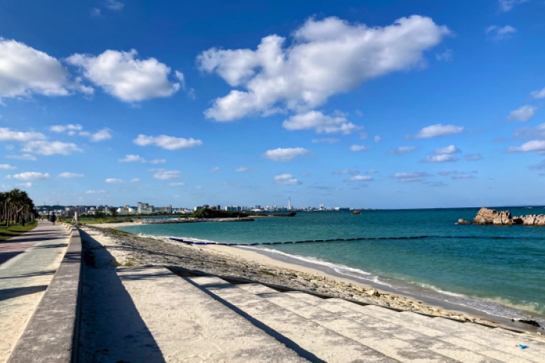 沖縄の浜辺