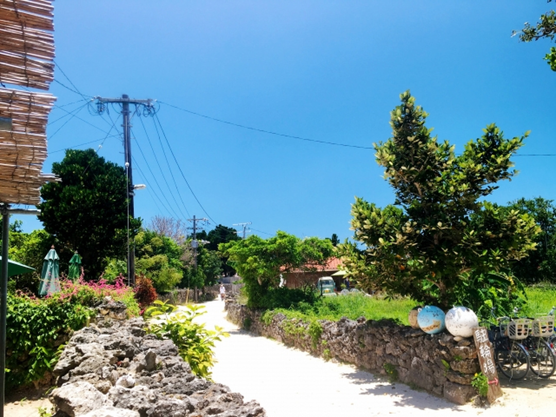 沖縄の町風景